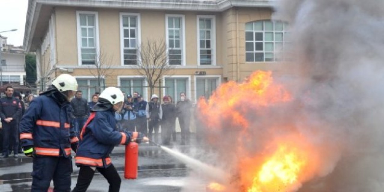 Açık Hava Tatbikatlı Yangın Semineri