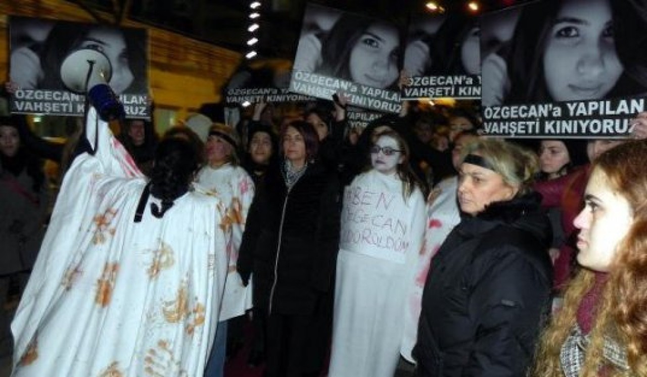 Avcılar Özgecan için yürüdü