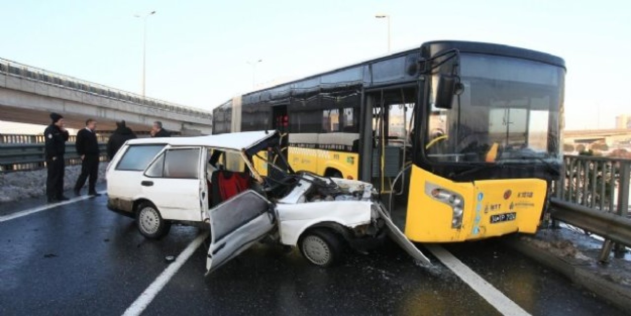 İki Büyük Kaza: Yüzlerce Araç Birbirine Girdi