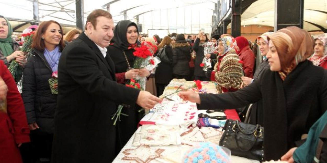 Kadın Emekçilerin Çarşısı Esenyurt&#39;ta Açıldı