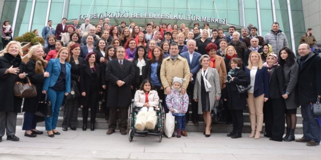 8 Mart Beylikdüzü'nde kutlandı