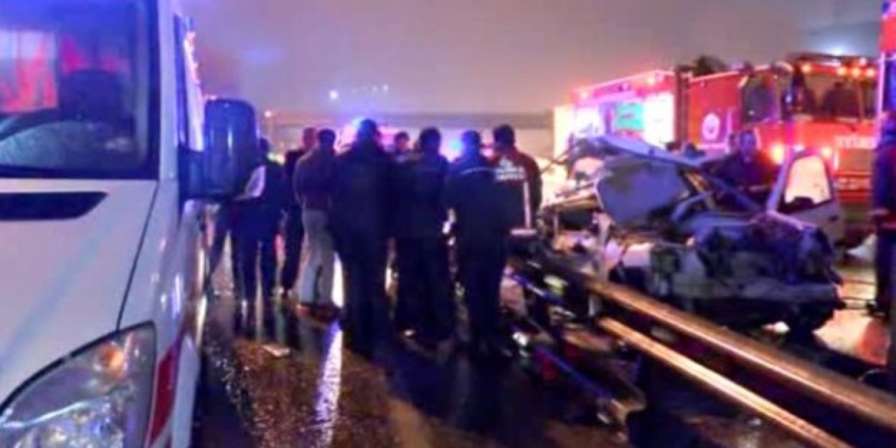 TEM'de Kaza: 2 Ölü, 2 Yaralı