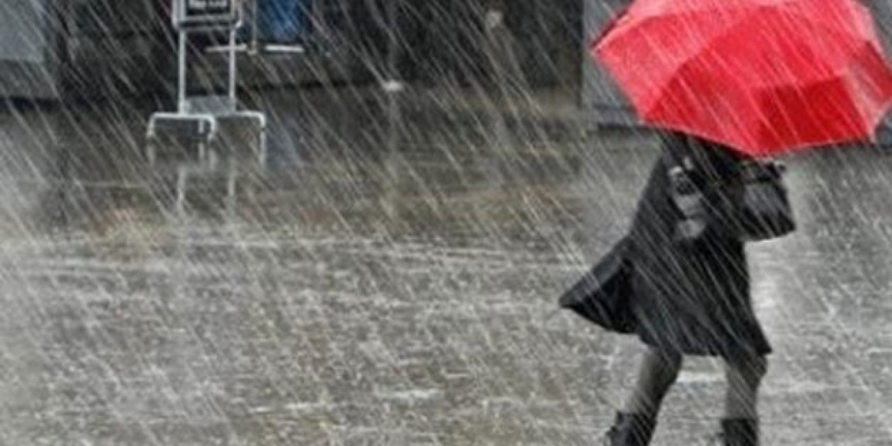 Sağanak yağışlı hava yer yer etkili olacak