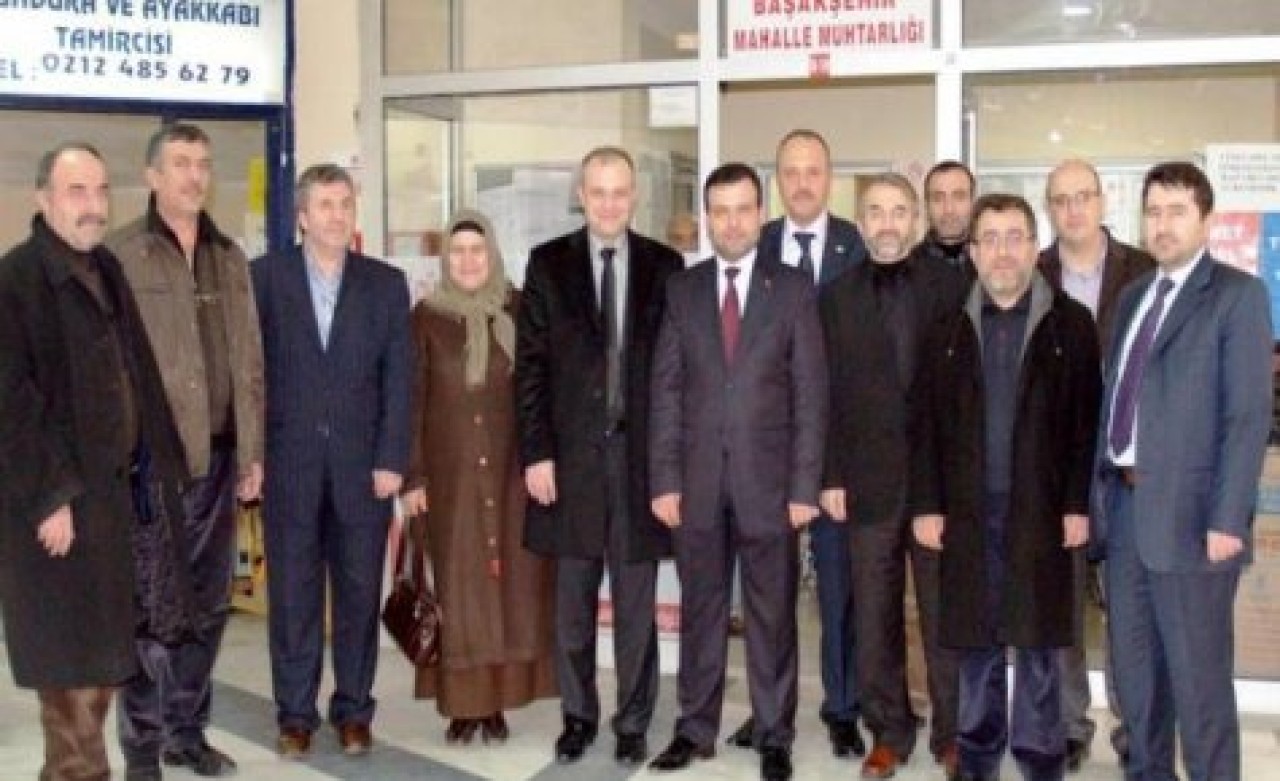 AK Parti Başakşehir’den muhtarlara ziyaret