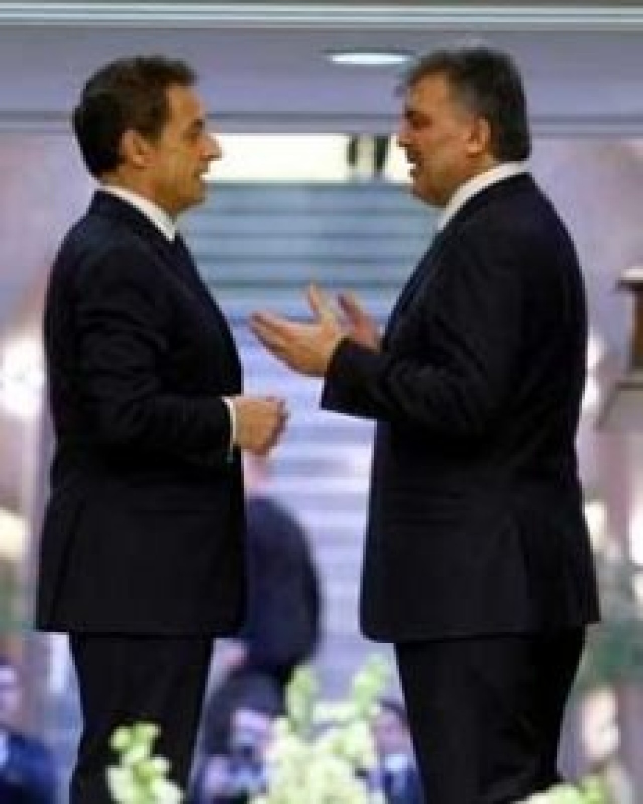 Yüzümüze söyledi...