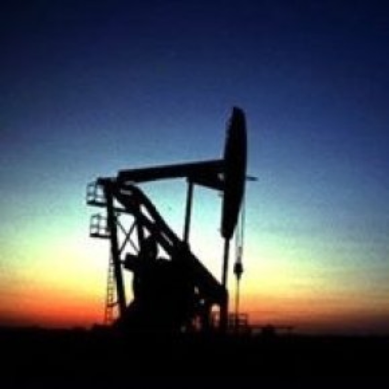 S.Arabistan petrol üretimini 700 bin varil artırdı