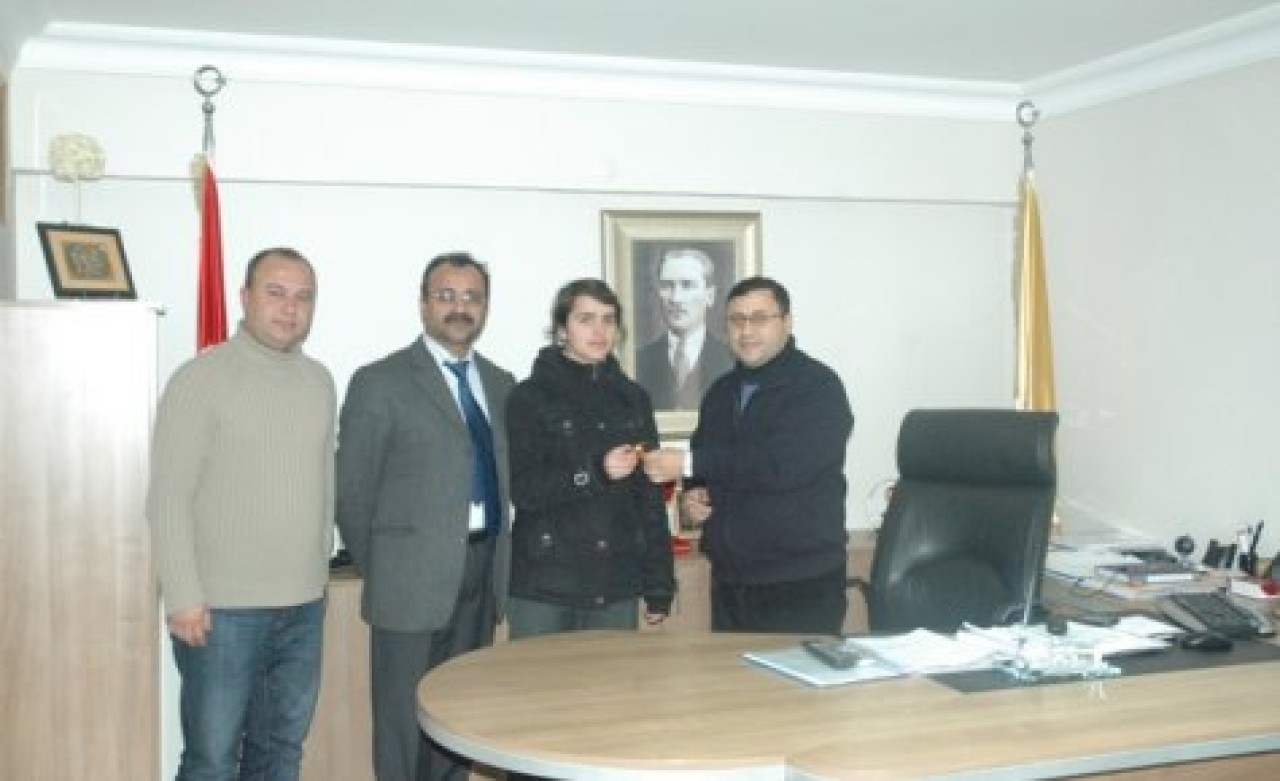 Genç sporcuya hediye