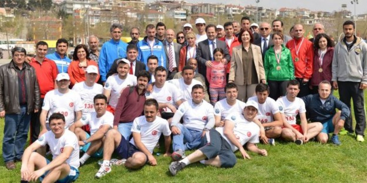 Avcılar’da Postacılar Yarıştı