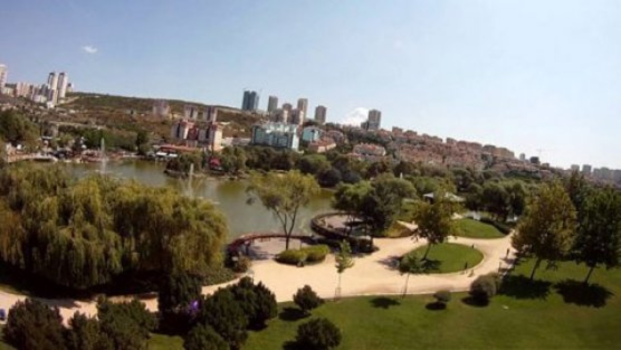 Belediye bir yeşil alanı daha satıyor