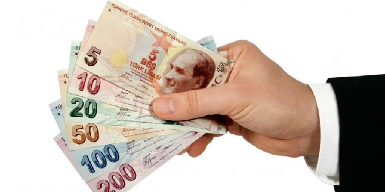 Emeklilere zam, işçilere izin geliyor