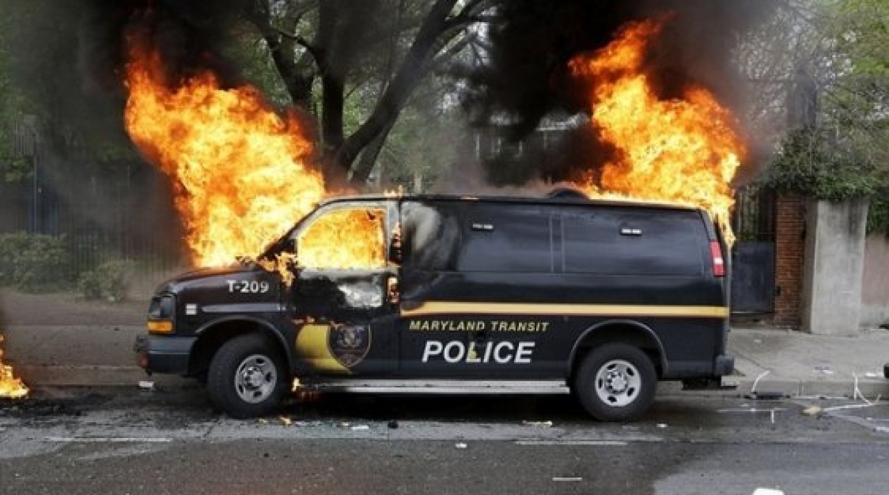 ABDde olağanüstü hal ve sokağa çıkma yasağı