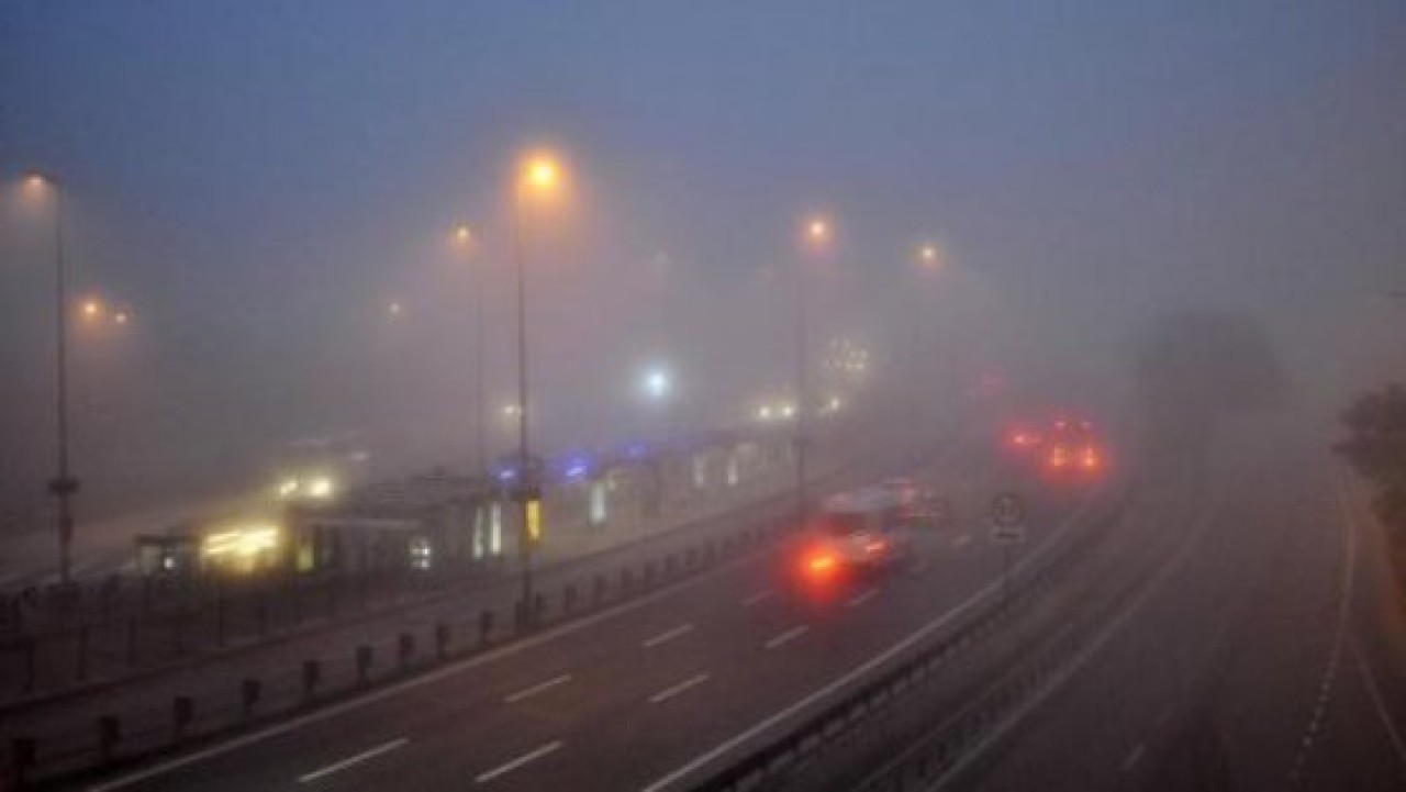 İstanbul güne sisle uyandı