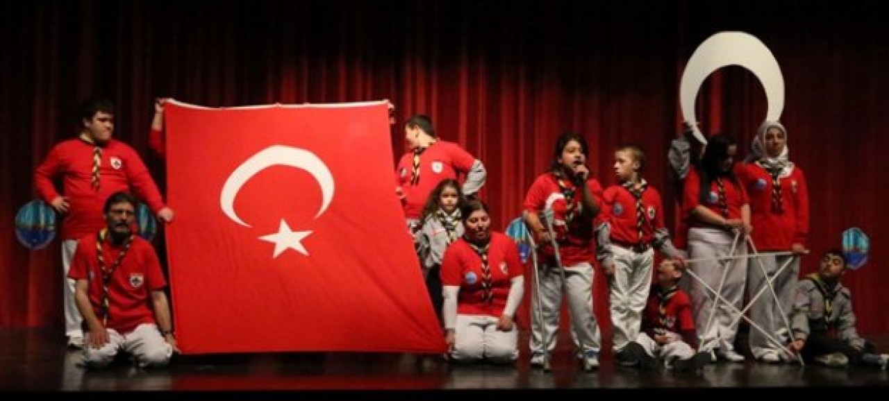 &quot;Engellilere hizmet insanlık görevimizdir&quot;