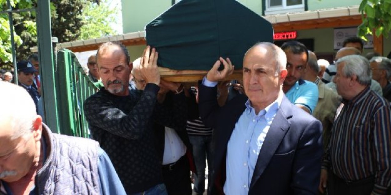 Akgün acılı aileleri yalnız bırakmadı