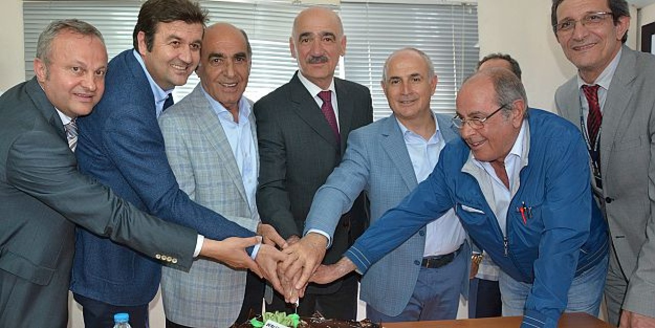 Reşit Oral emekli oldu