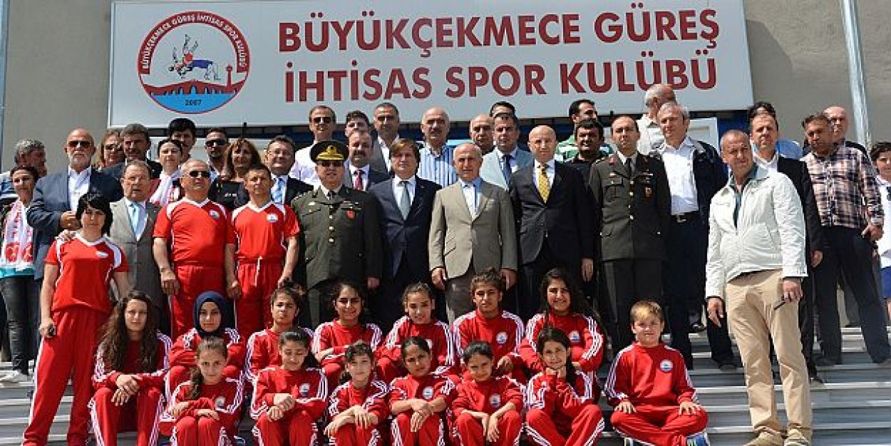 Büyükçekmece Güreş İhtisas törenle hizmete girdi