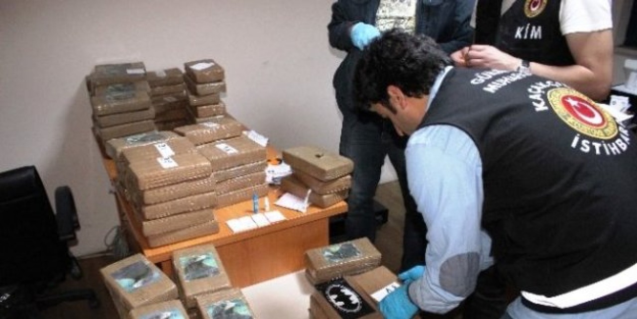 Gümrük Ekiplerinden Ambarlıda Uyuşturucuya Büyük Darbe