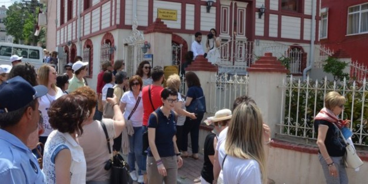 SİLİVRİ’DE TARİH TURLARI HIZ KAZANDI