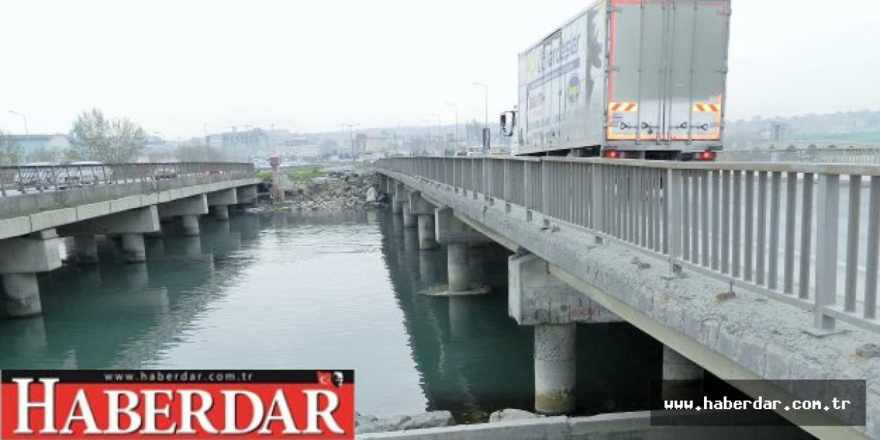 Köprüler yıkıldı!