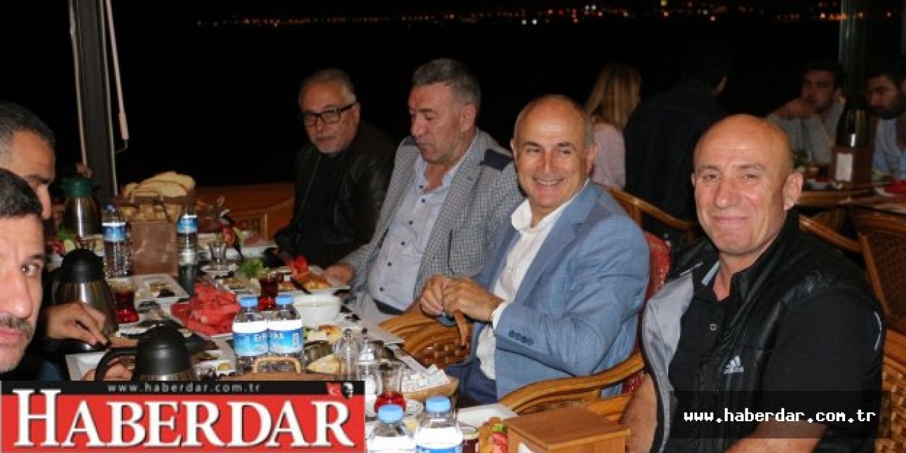 Akgün vatandaşlarla sahurda buluştu