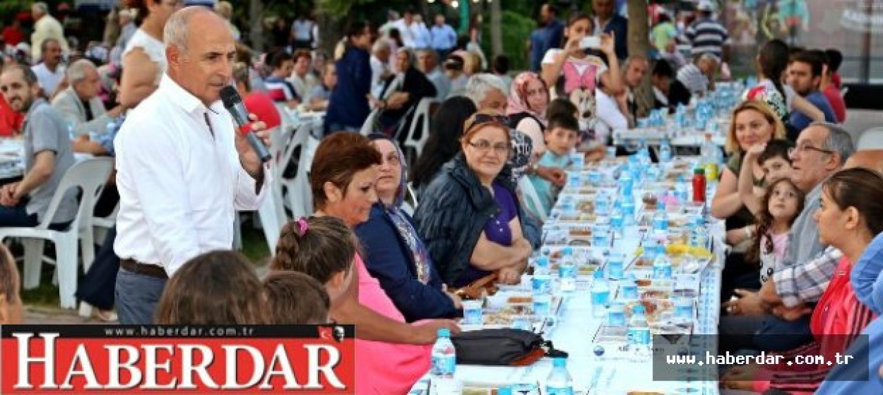 Mahalleli aynı masada buluşuyor