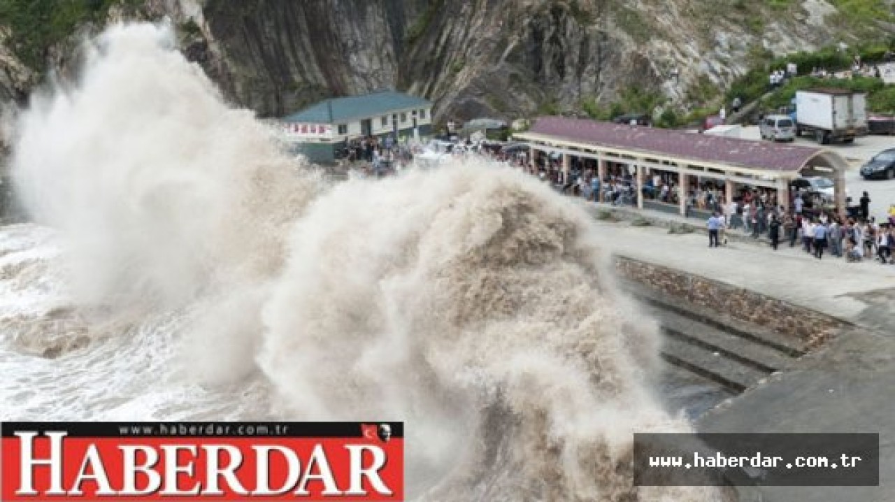 Bu dalgalar 20 bin kişiyi evinden etti