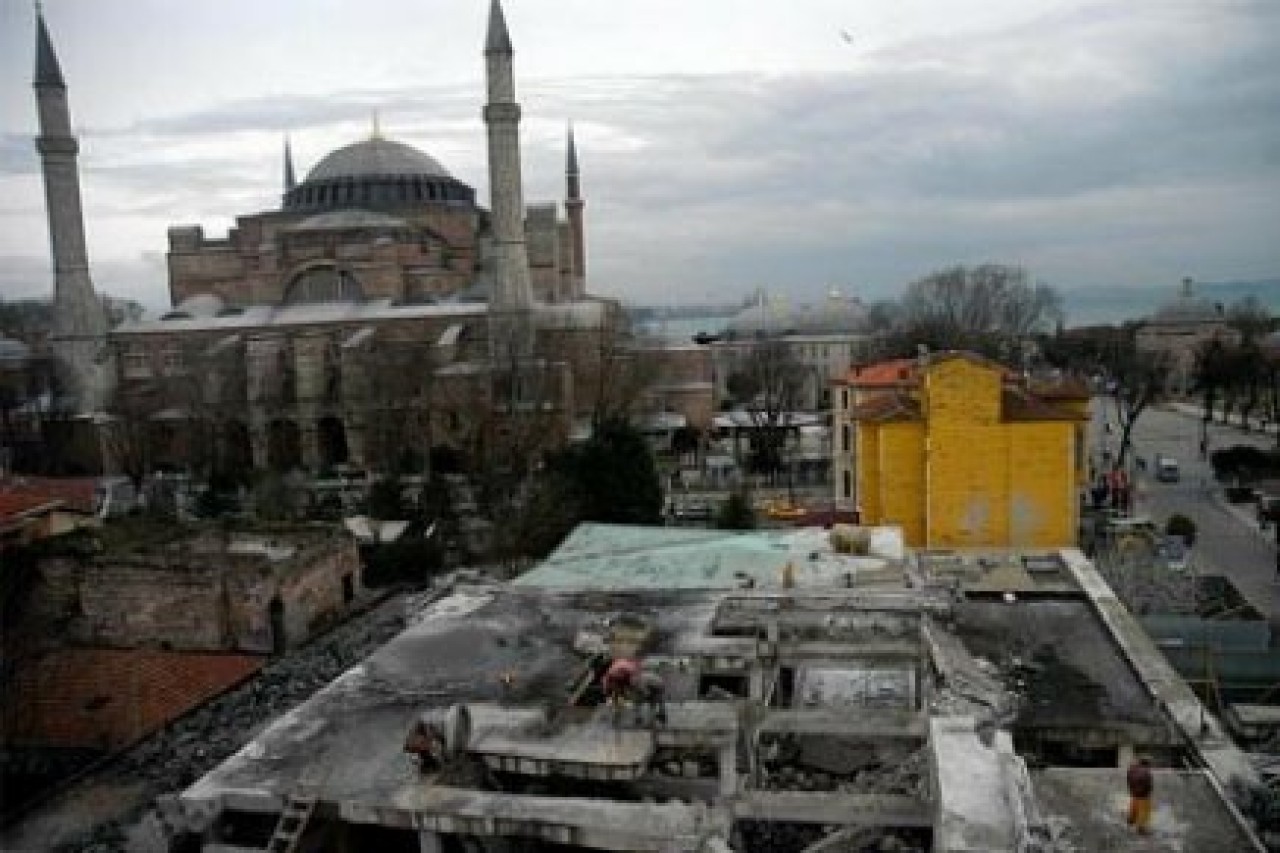 Uzmanlar ikiye bölündü