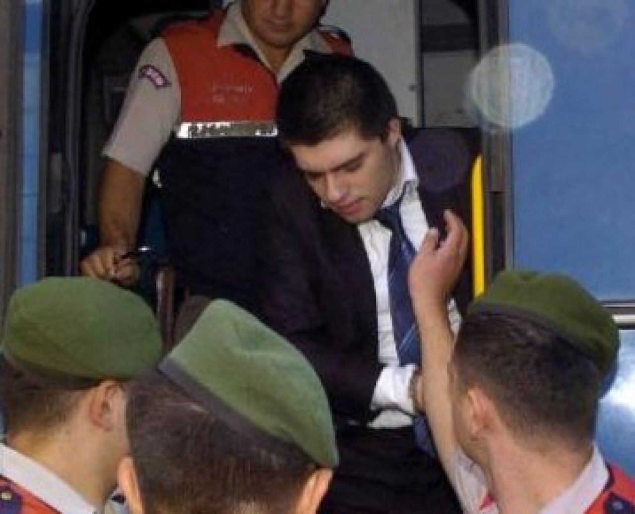 Liseyi ‘içeriden’ bitirdi