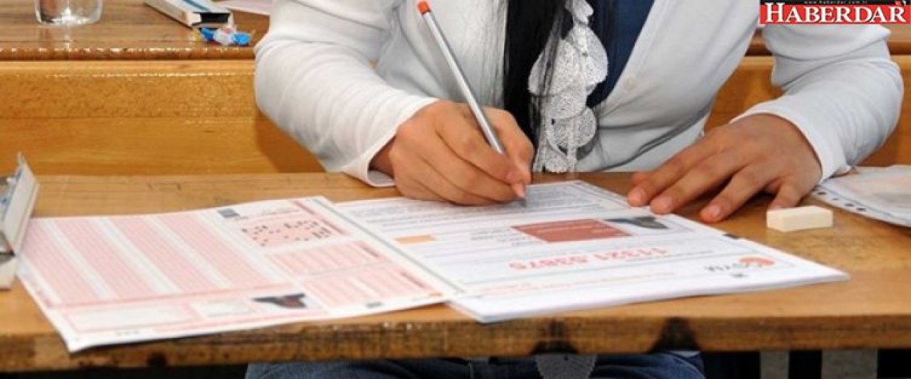 ÖSYMnin soru hazırlama birimine baskın: 3 gözaltı