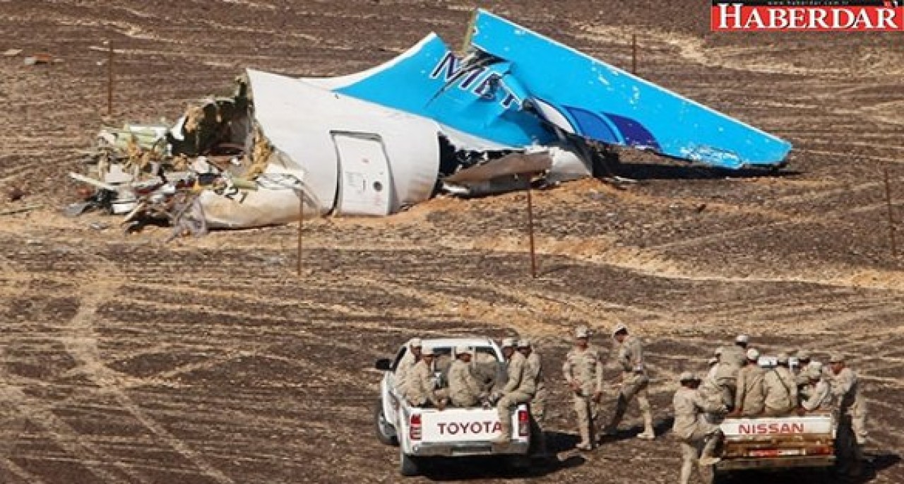 Rusya: Uçak bomba yüzünden düştü