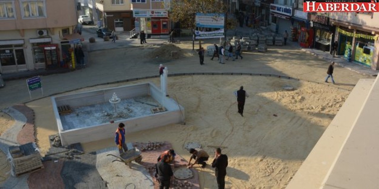 Tepecikte meydan düzenlemesine hız verildi