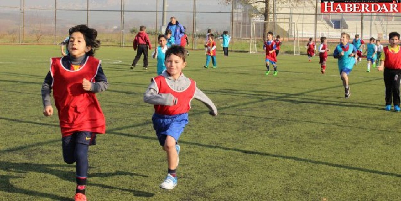 Büyükçekmece  geleceğin futbol yıldızlarını seçiyor