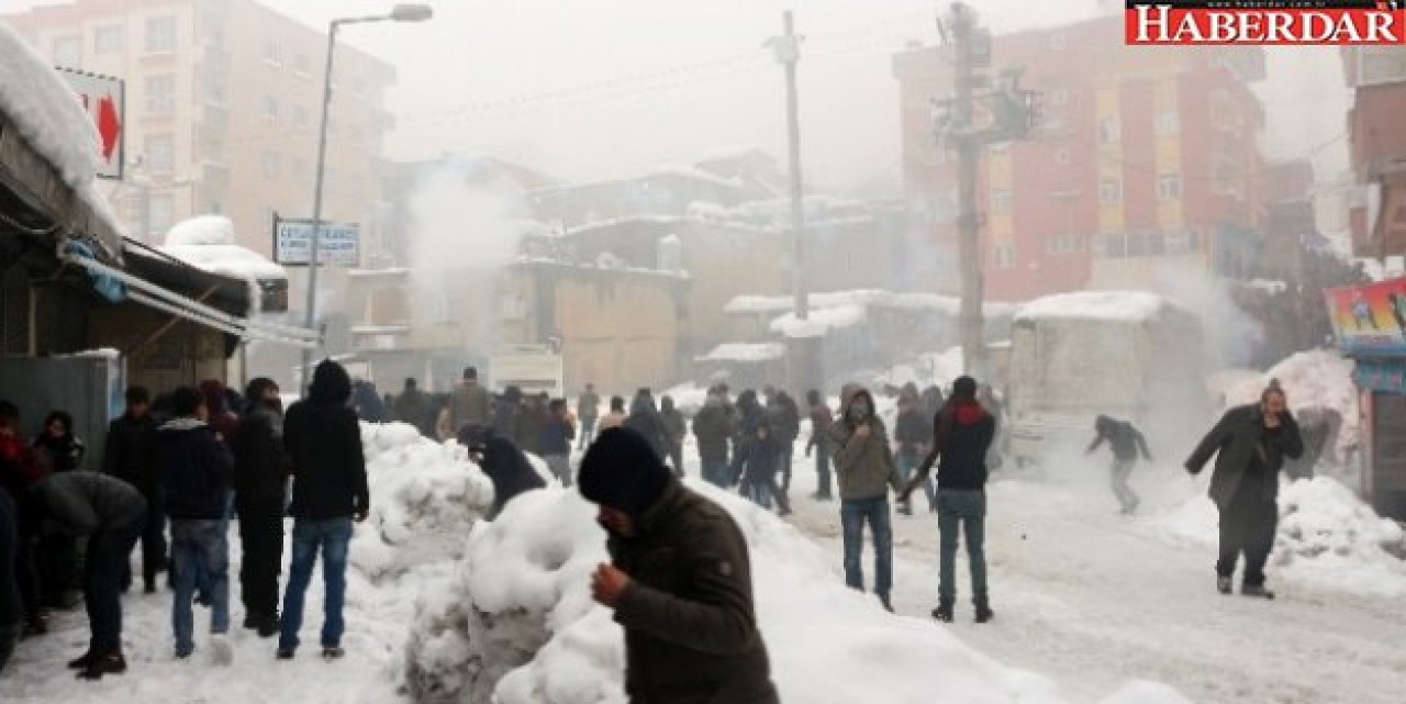 Şırnakta Cenaze Gerginliği! Halk Sokağa Döküldü