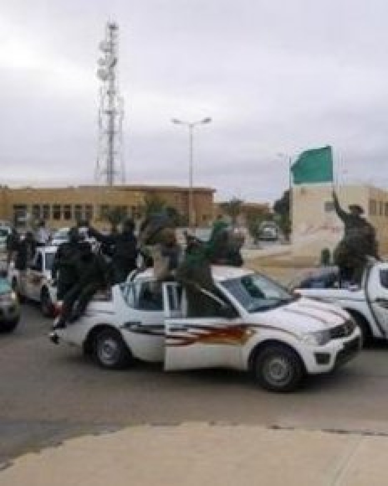 İsyancılara bir darbe daha