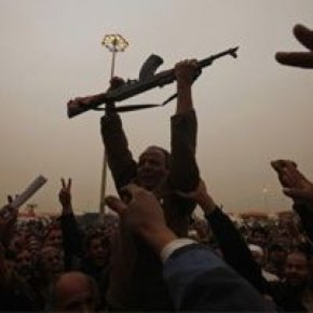 Libyalı isyancılar korku ve öfke içinde