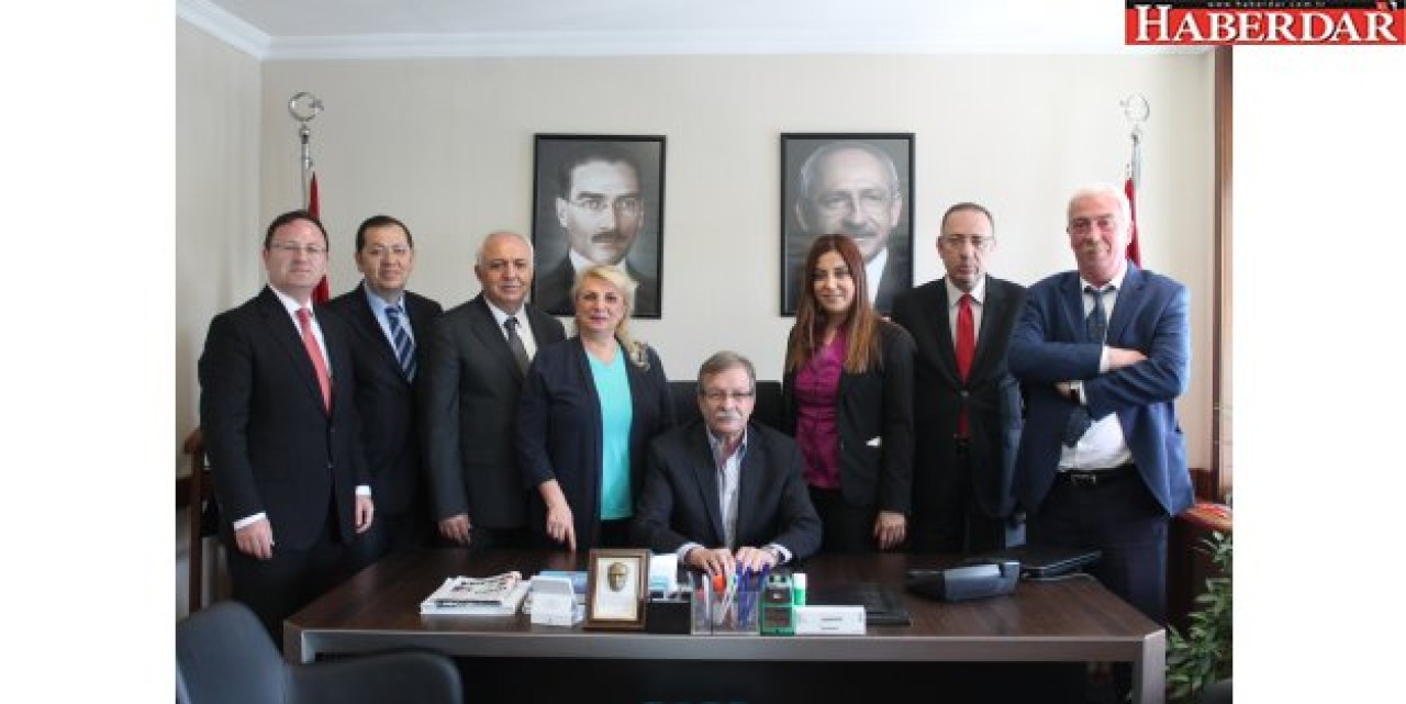 CHP İBB Grup Başkan Vekili Ertuğrul Gülsever yeniden seçildi