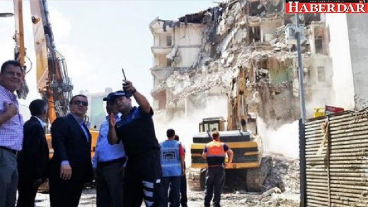 Silivri Gümüşoğlu Pasajında yıkım başladı