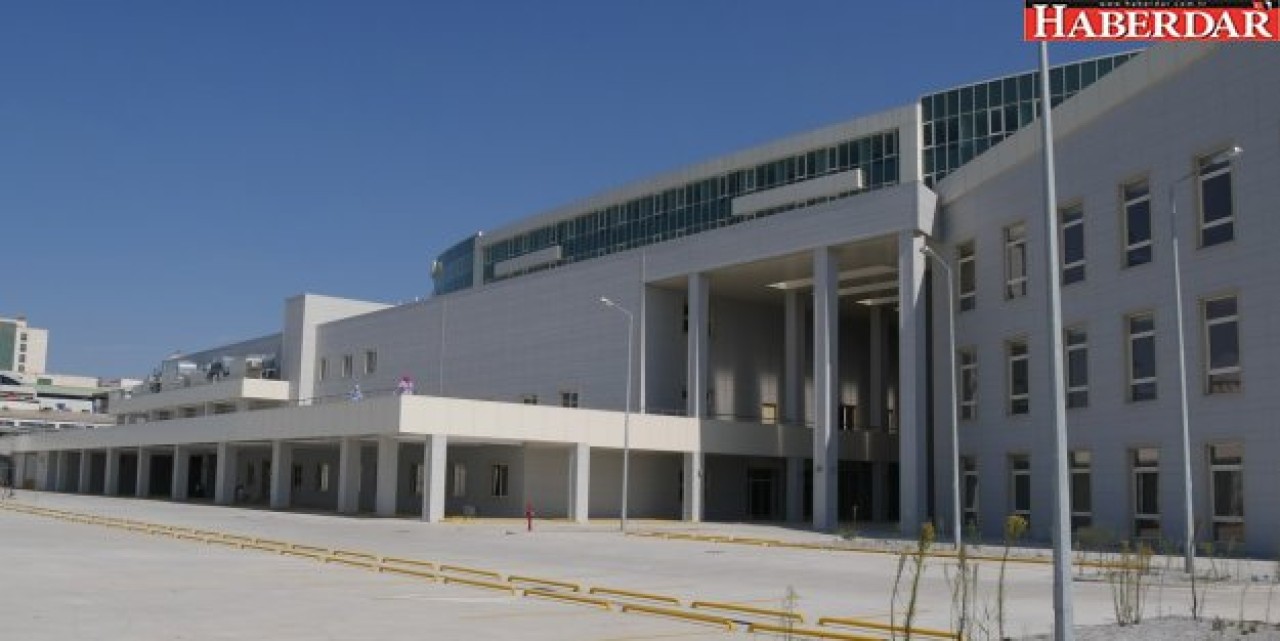 Yeni devlet hastanesi hizmete hazır