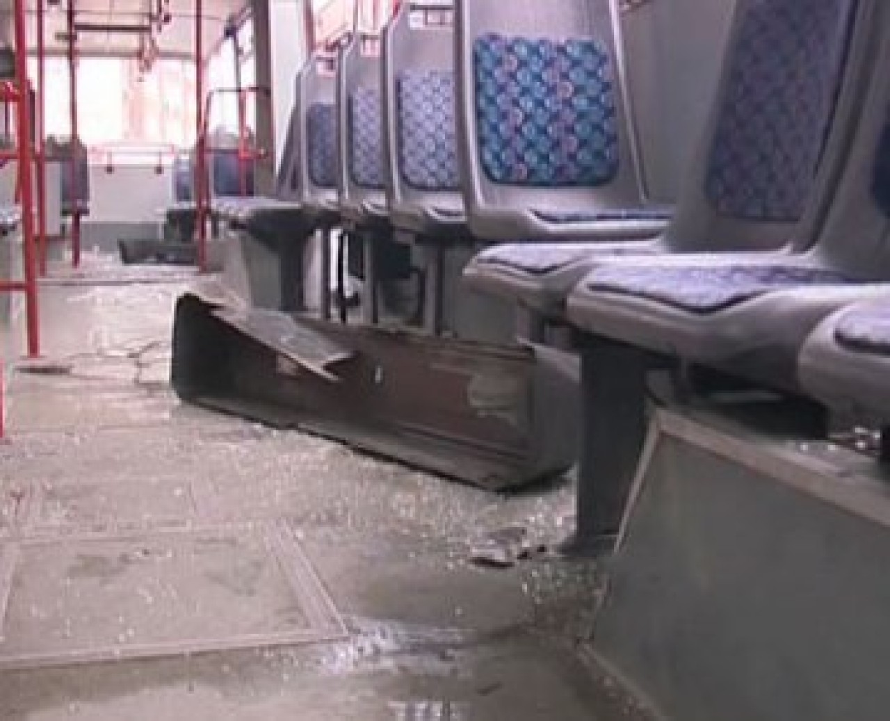 İETT garajı hurdalığa döndü