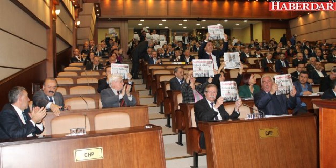 İBB Meclisinde Cumhuriyet eylemi