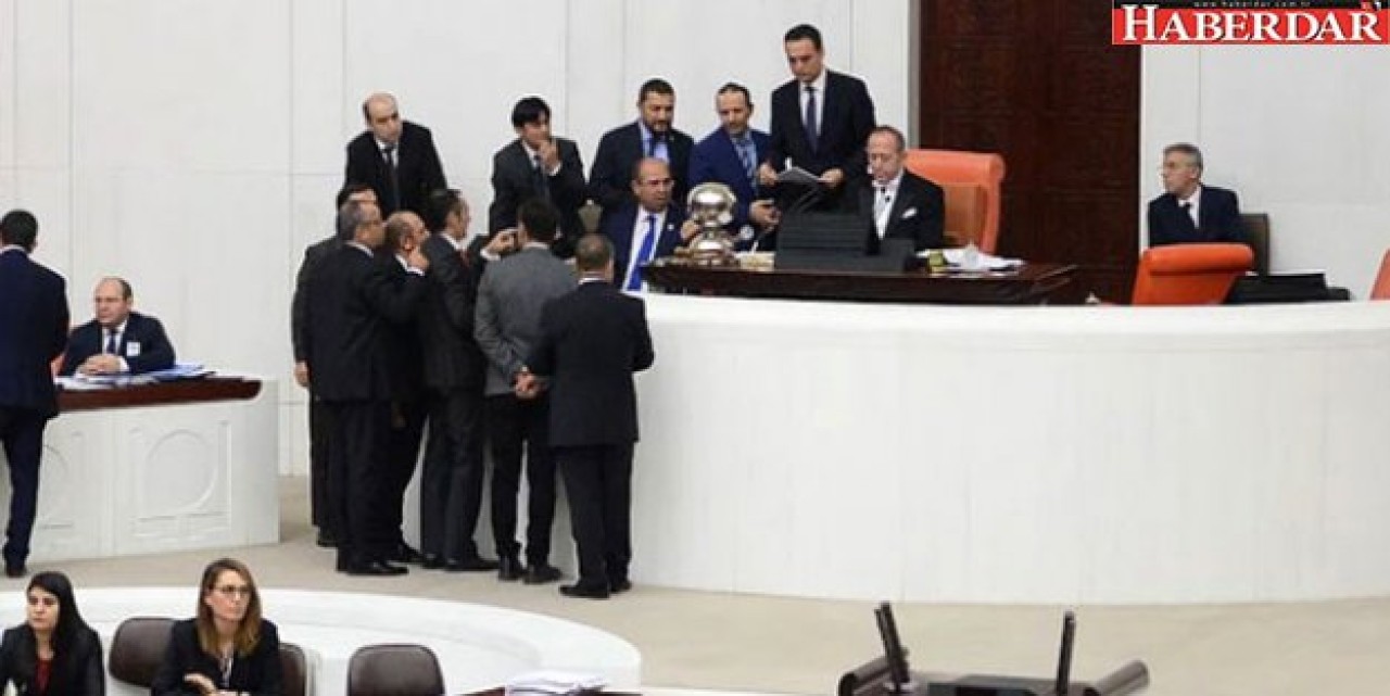 AK Partinin Cinsel İstismar Suçlarıyla İlgili Önergesi Meclisi Karıştırdı