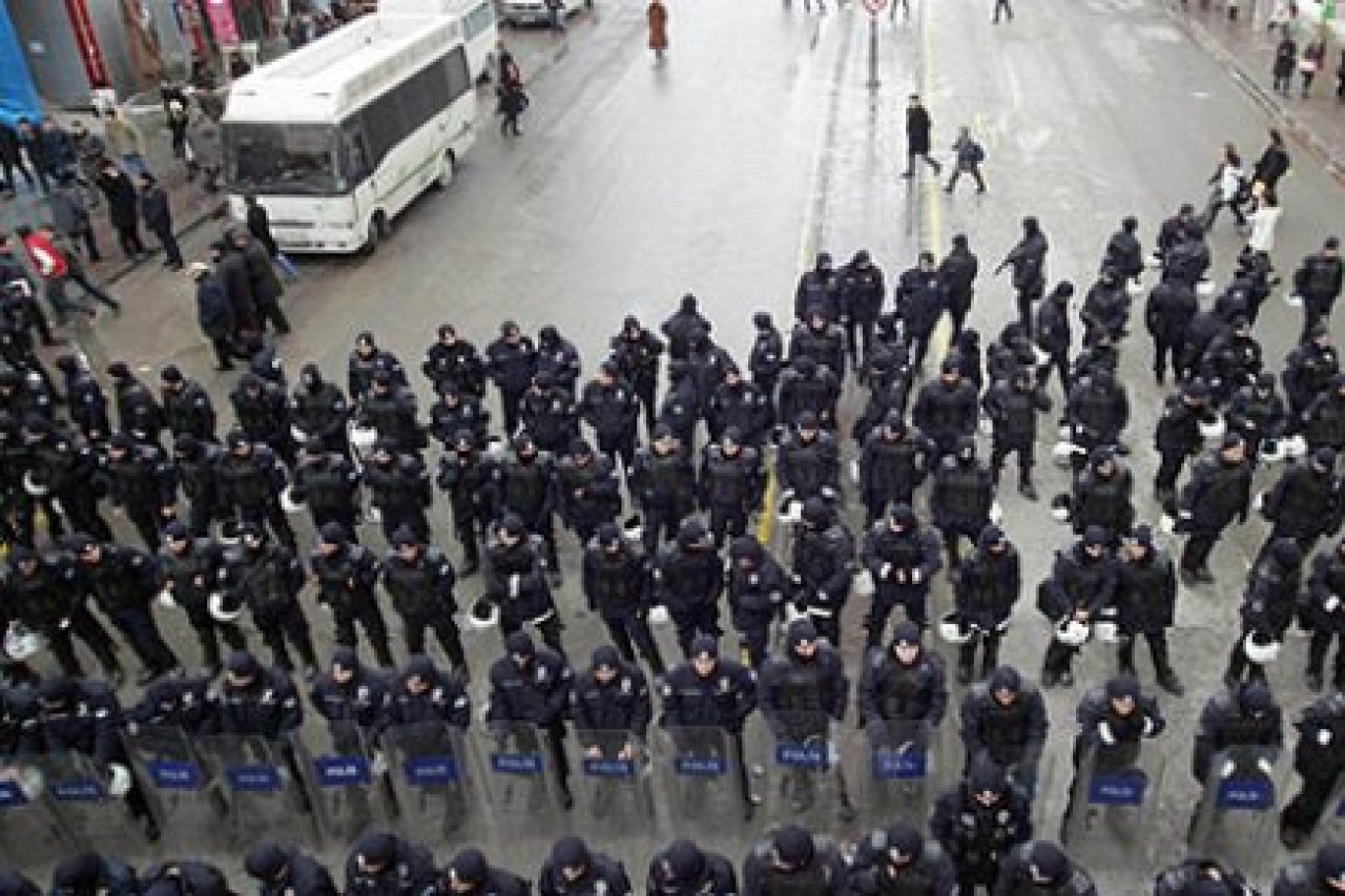 Poliste nevruz alarmı