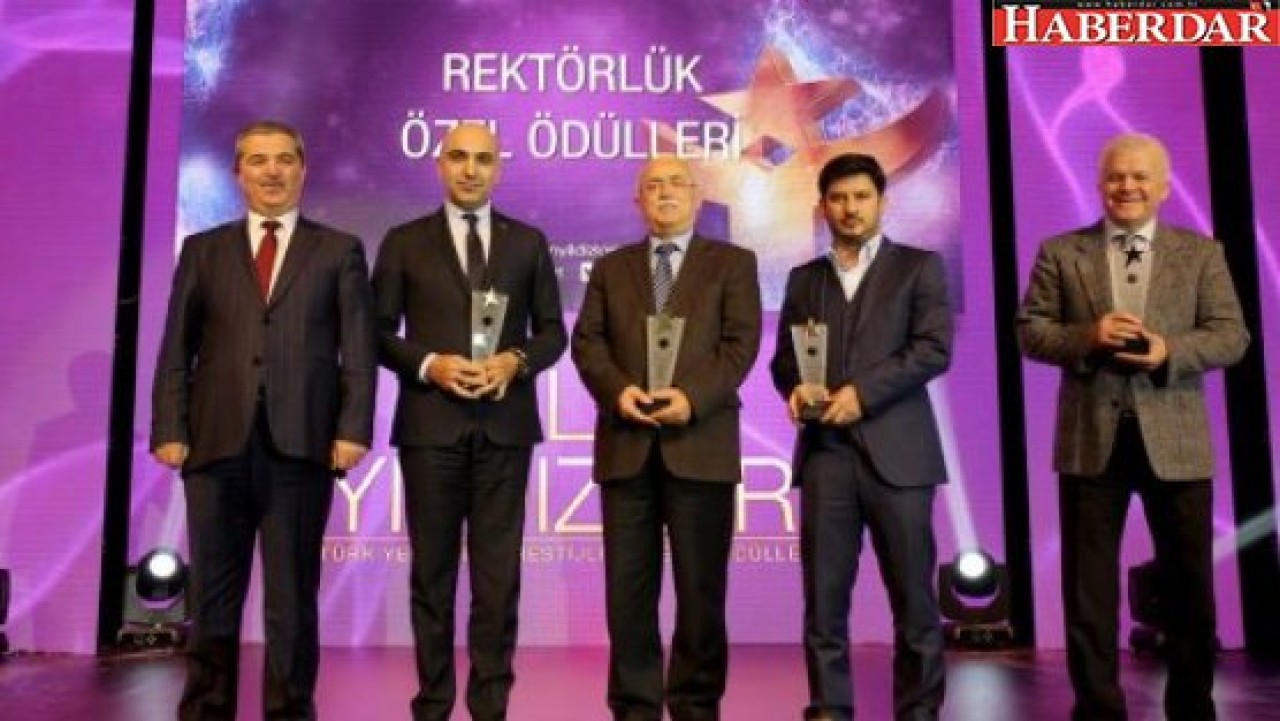 Yılın yıldızları ödüllerini aldı