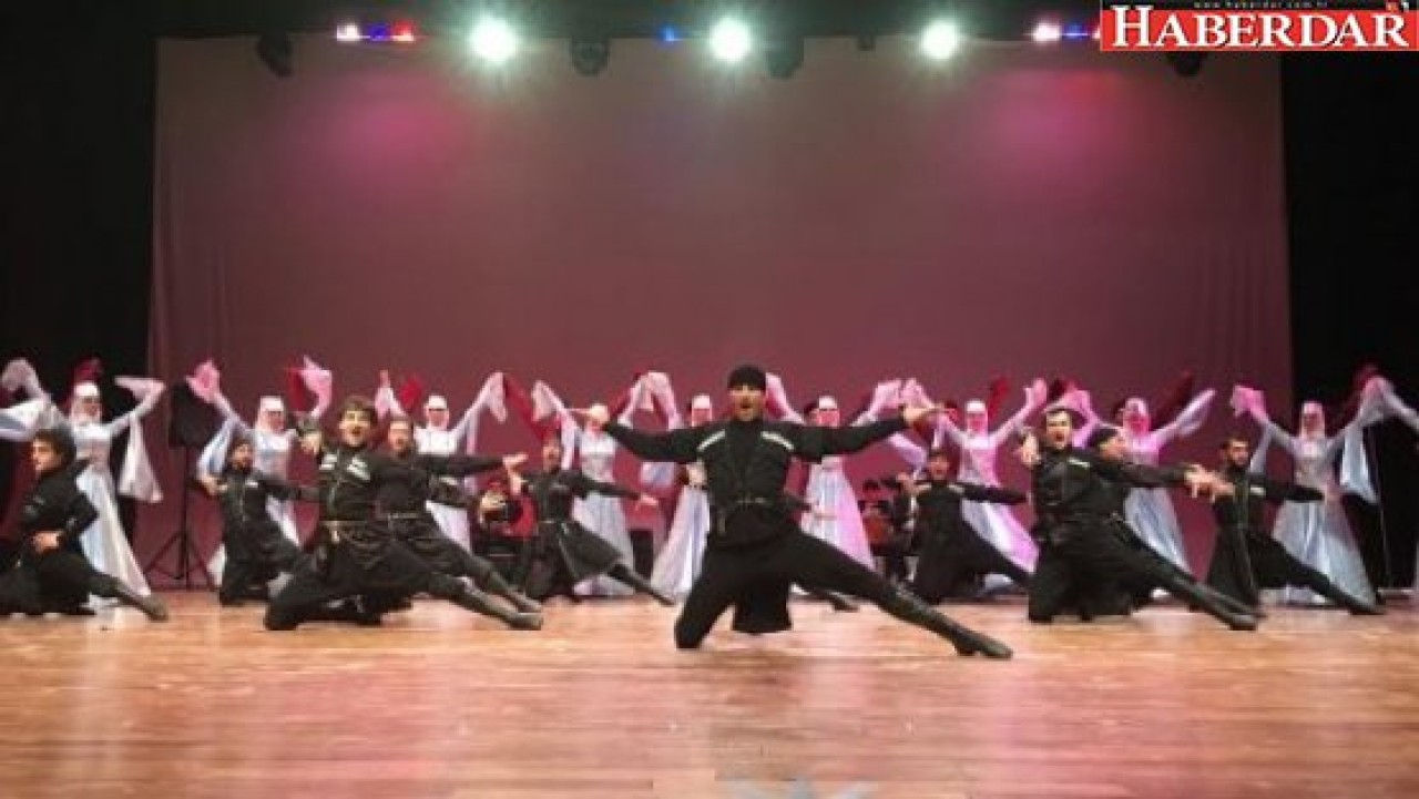 Bakırköyde kafkas dansına yoğun ilgi