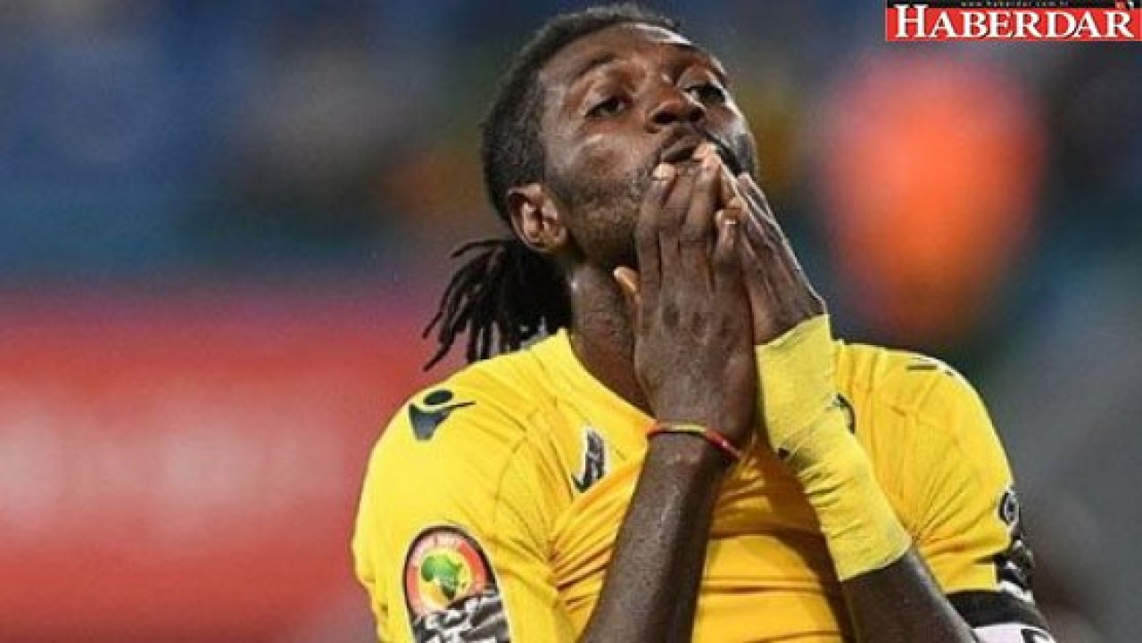Adebayor İstanbulda: İmzalar atıldı