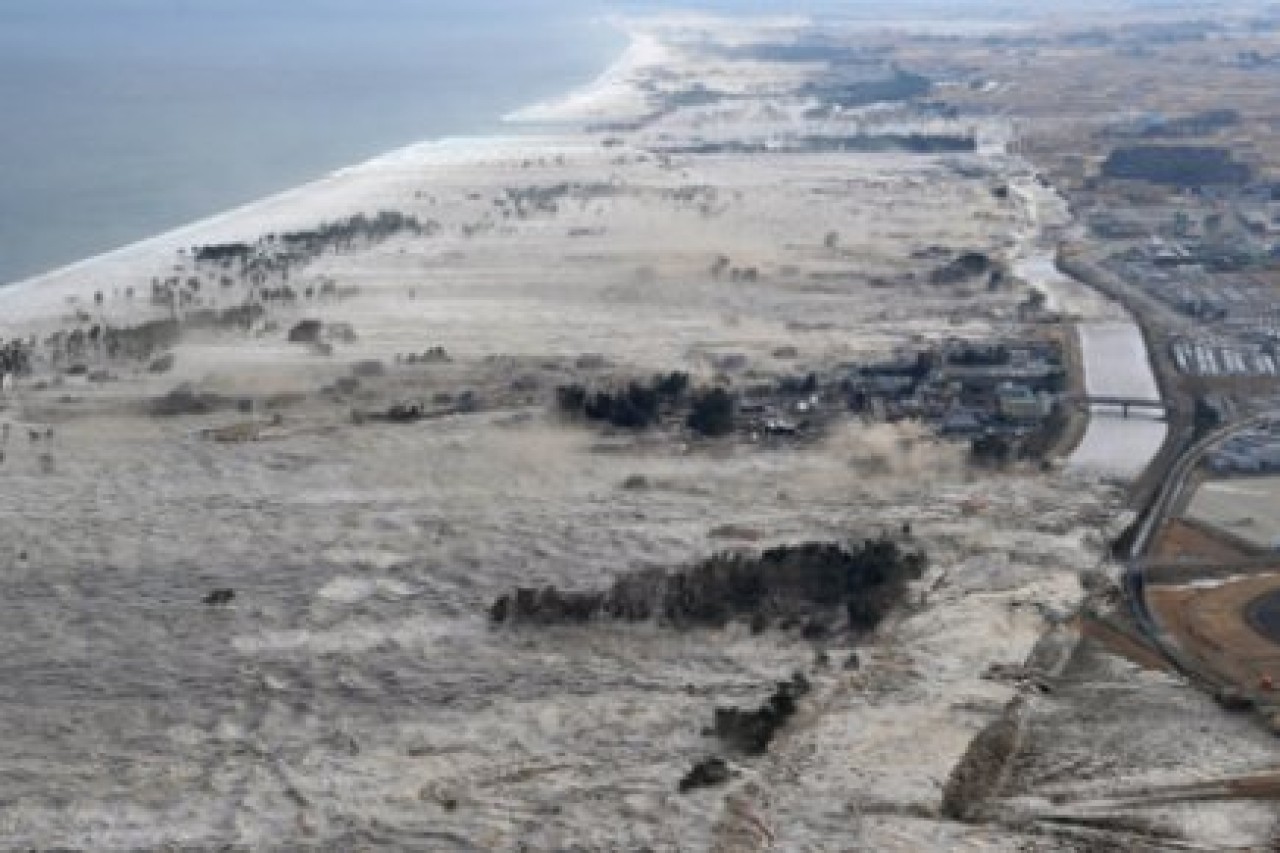 Akdeniz'de tsunami olabilir
