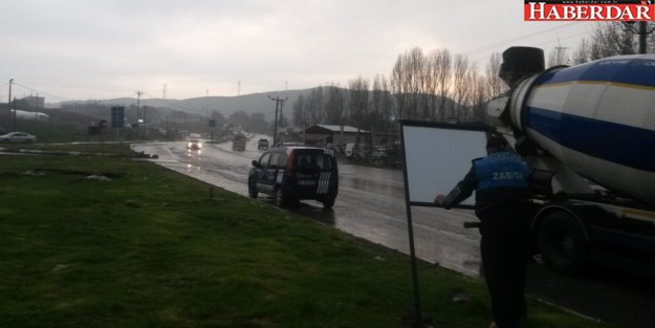 Görüntü kirliliği oluşturan tabelalar kaldırılıyor