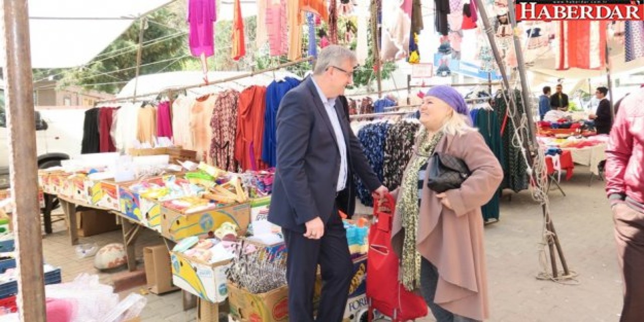 Başkan Cem Kara tezgâhları tek tek dolaştı