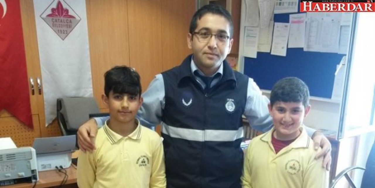 Öğrencilerden örnek davranış