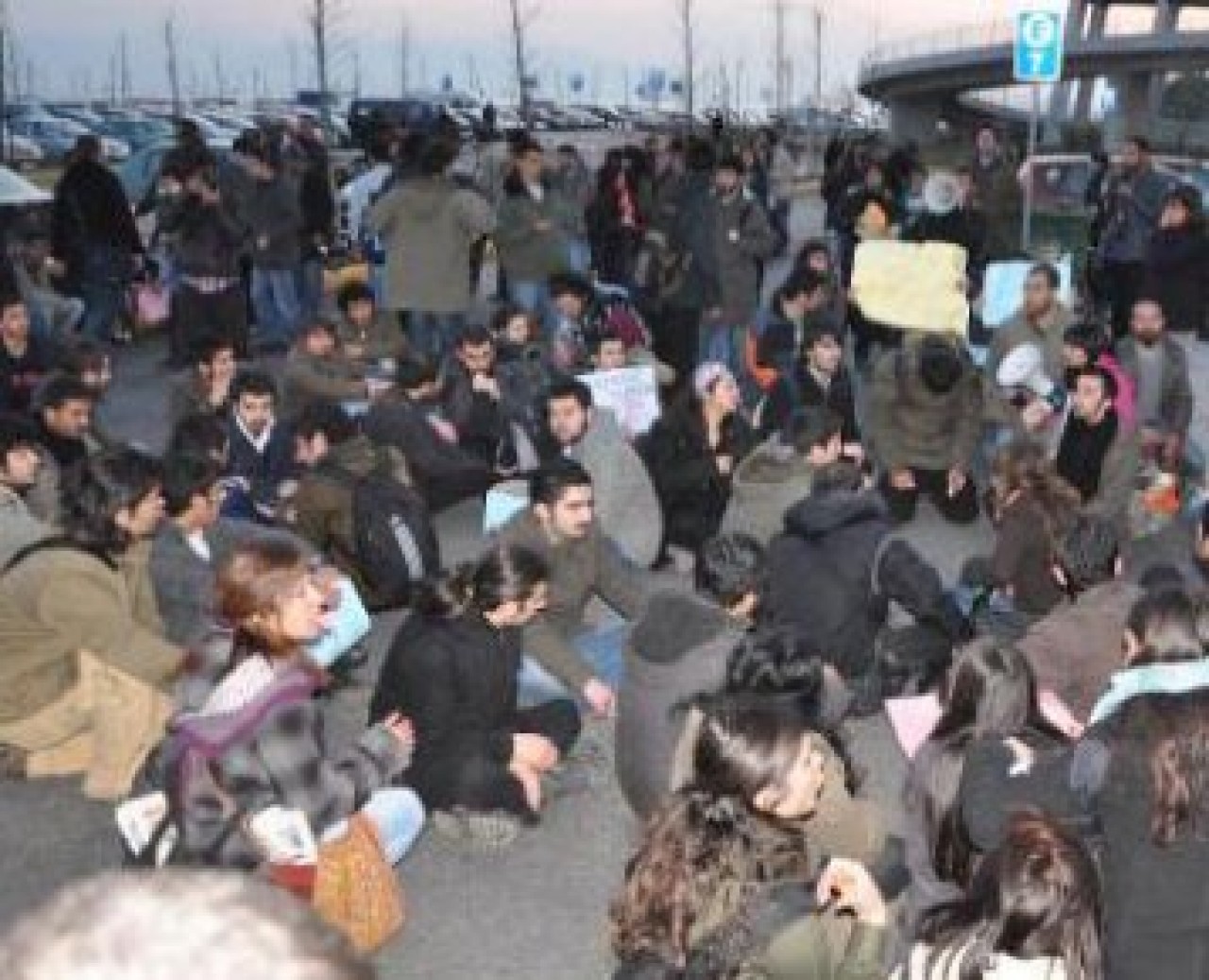 'Müşteri değil öğrenciyiz'